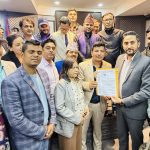 राष्ट्रिय लोकसंचारकर्मी नेपालले बुझायो संचारमन्त्री जगदीश खरेललाई ज्ञापनपत्र