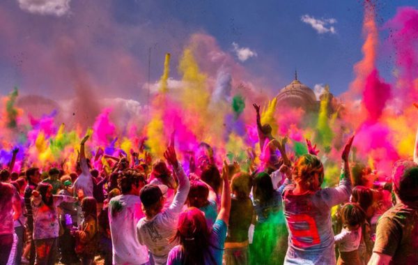 आज फागु पूर्णिमा मनाइँदै