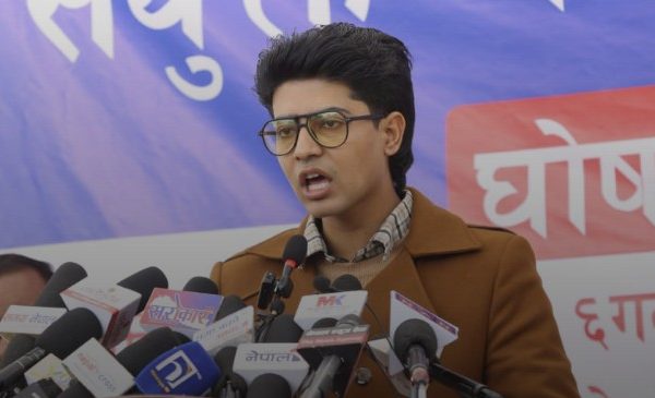 जेन–जी पुस्ताका अगुवा मिराज ढुङ्गाना कांग्रेसमा प्रवेश गर्दै