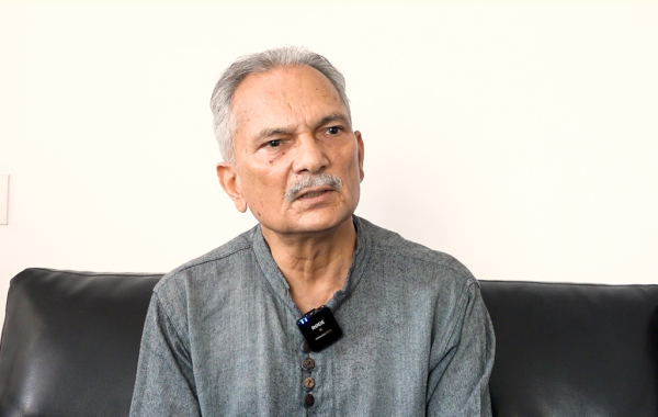 काठमाडौं–दिल्लीबीचको “गड्याङ्ग–गुडुङ्ग” जस्ता असहज आवाज उचित होइन : डा. बाबुराम भट्टराई