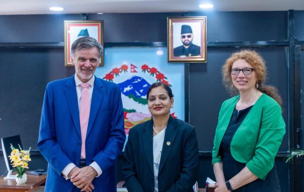 जर्मनी सरकारका उच्च प्रतिनिधिमण्डलद्वारा स्वास्थ्य तथा खाद्य स्वच्छता मन्त्री मेहतासँग शिष्टाचार भेट
