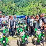 दोर्दी गाउँपालिकाद्वारा ५० प्रतिशत अनुदानमा कृषकलाई कृषि उपकरण वितरण