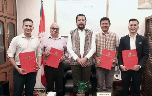 ऊर्जामन्त्री श्रेष्ठले नियुक्त गरे तीन नयाँ सल्लाहकार